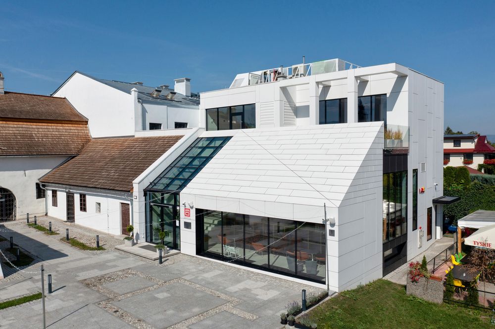 Roof and façade of Ada Sari Cultural Centre in Stary Sącz covered with fiber-cement boards (source: Equitone)
